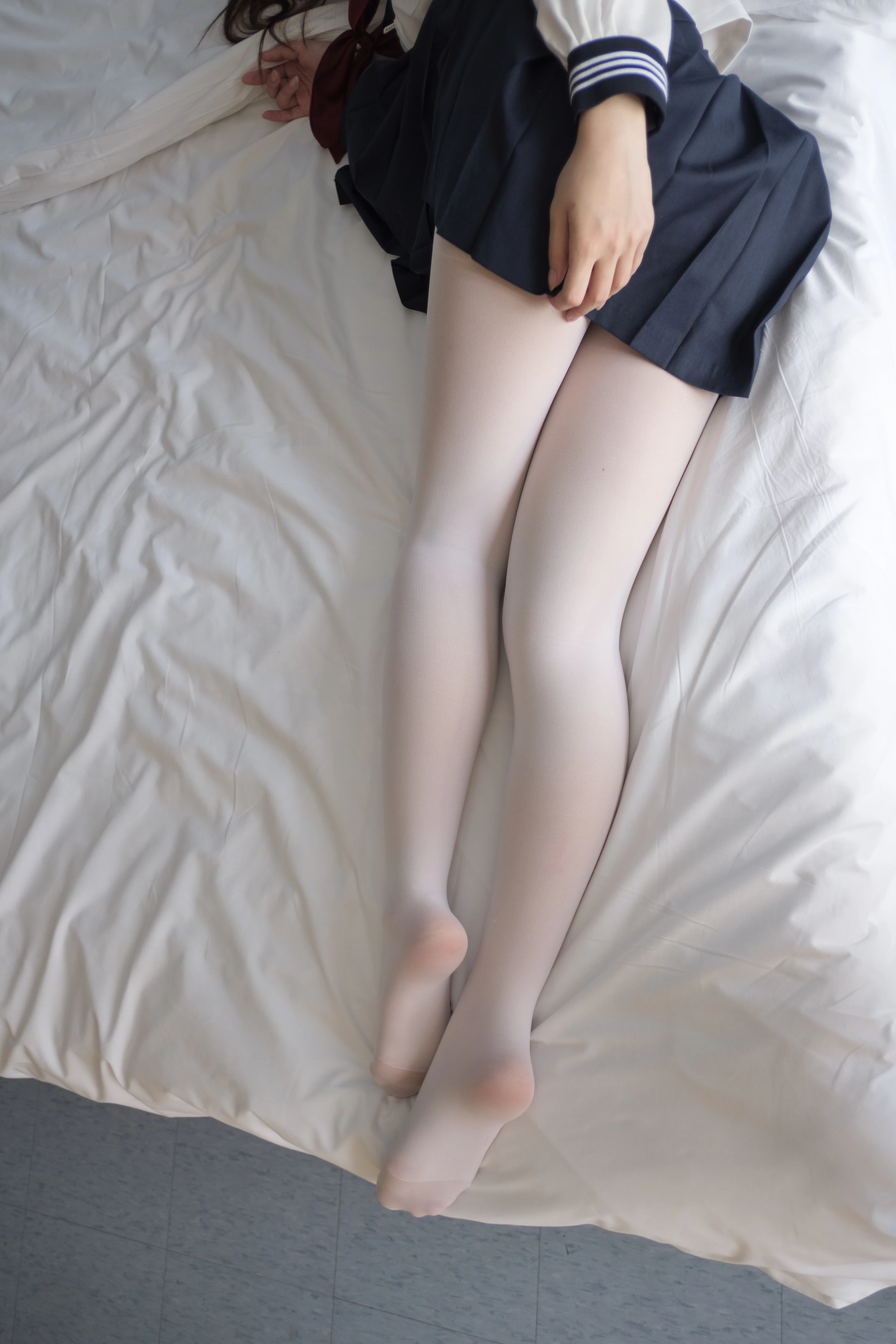 森萝财团 [BETA-017] JK白丝美足 [83P]插图5